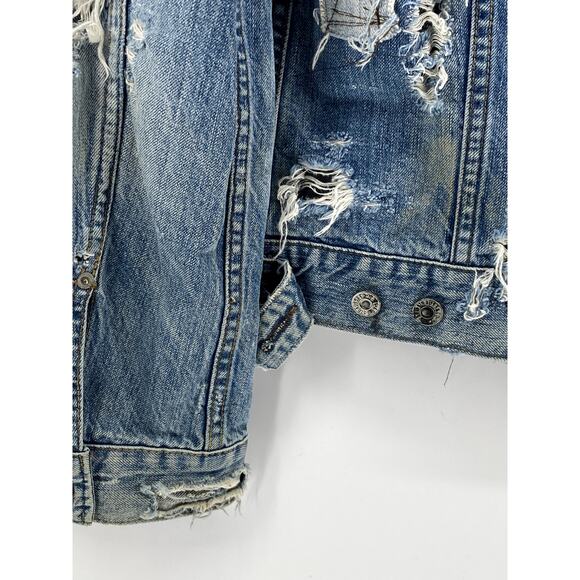 LEVI'S Men's Medium Wash Distressed Patchwork Streetwear Button-Up Jacket SZ M/L - Picture 7 of 12